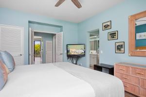 Grand Champions Villas Ocean View 4 BR Sleeps 10 Complimentary Car with 6 Nights GCH ML-3780 by KBM