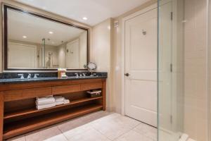 Honua Kai Villas Ocean View 5 BR Sleeps 16 Great for Families Complimentary Car with 6 Nights HKK ML-3565 by KBM