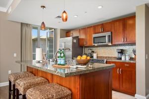 Honua Kai Villas Ocean View 5 BR Sleeps 16 Great for Families Complimentary Car with 6 Nights HKH ML-2924 by KBM