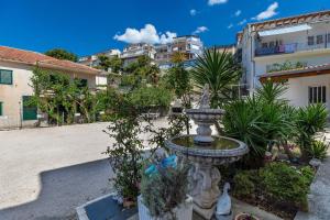 Apartment Sumpetar 2808b
