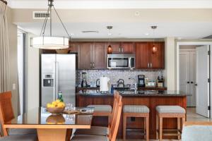 Honua Kai Villas Ocean View 6 BR Sleeps 18 Great for Families Complimentary Car with 6 Nights HKH ML-1952 by KBM