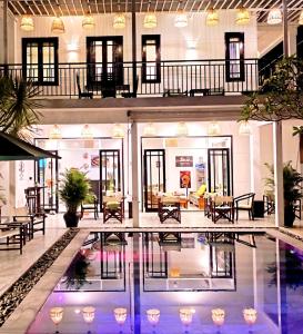 Luxury Boutique Poolvilla near Old Town