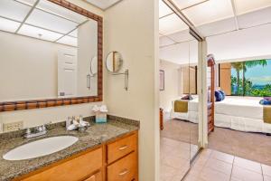 Kaanapali Shores 3 Free Cars KBM Resorts Steps to Ocean 3 Multi-Listing Units 7 Bedrooms KS ML-3771
