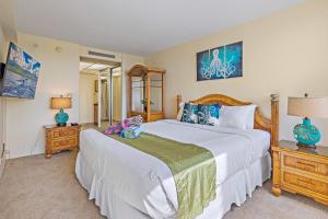 Kaanapali Shores 3 Free Cars KBM Resorts Steps to Ocean 3 Multi-Listing Units 7 Bedrooms KS ML-3771