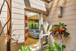 Kapalua Ridge Villas 2 Free Rental Cars KBM Resorts 180 Degree views 2 Multi-Listing Units 2 Bedrooms KRV ML-3942