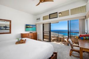 Kapalua Ridge Villas Ocean View 3 BR Sleeps 10 Complimentary Car with 6 Nights KRV ML-1197 by KBM