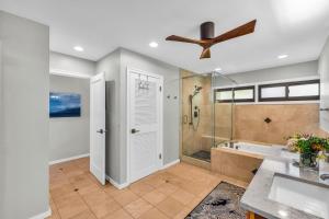 Kapalua Ridge Villas Ocean View 3 BR Sleeps 12 Complimentary Car with 6 Nights KRV ML-3963 by KBM