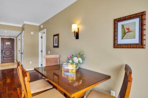 KBM Resorts 2 FREE CARS Honua Kai Konea Ocean view Spacious 5-Bedroom Multi-Unit Listing Recently Remodeled HK ML-3395