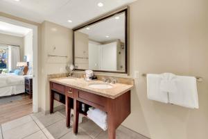 Honua Kai Villas Ocean View 4 BR Sleeps 14 Great for Families Complimentary Car with 6 Nights HKK ML-3080 by KBM