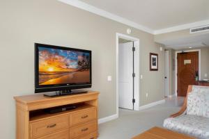 Honua Kai Mountain View 1 BR Sleeps 4 Great for Families Complimentary Car with 6 Nights HKH-832 by KBM