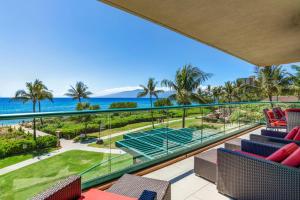 Honua Kai Oceanfront 3 BR Sleeps 8 Great for Families Complimentary Car with 6 Nights HKH-201 by KBM