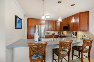 KBM Resorts FREE CAR Kaanapali Plantation Villa 3-Bedroom 2-story Condo with Beautiful furnishings KPL-41