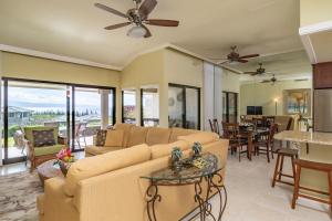 Kapalua Golf Villas Ocean View 2 BR Sleeps 6 Villas Perfect for Golfers Complimentary Car with 6 Nights KGV-21P2 by KBM