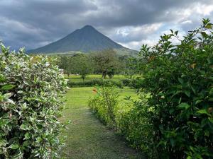Boutique Villa with Jacuzzi & Stunning Arenal Views Villa Luna 1
