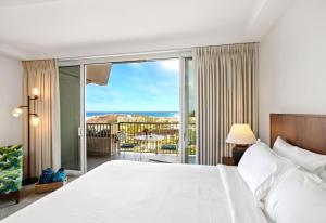 Whaler Ocean View Studio Kaanapali Beach Steps to Beach Complimentary Car with 6 Nights WH1-1218 by KBM
