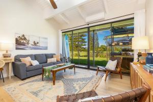 Kuilima Estates Oceanfront 3 BR Sleeps 10 Great for Families Complimentary Car with 6 Nights KUL-W11 by KBM