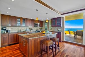 Maui Kaanapali Villas Penthouse 2 BR Villas Great for Families Complimentary Car with 6 Nights MKV-A606 by KBM