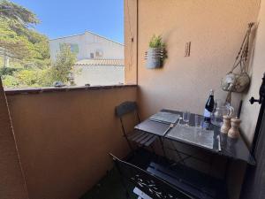 Studio rénové calme, parking - 4 pers. - FR-1-845-27