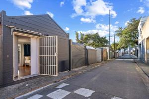 3B1 Studio ABNB-Style Easy access to CBD