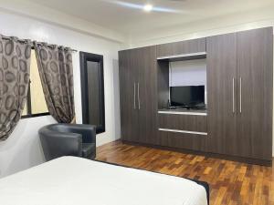 Newly Renovated Gem 1 BR Kandi Gros Free Pool