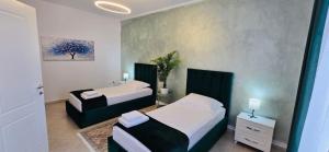 Elegante Apartment Center