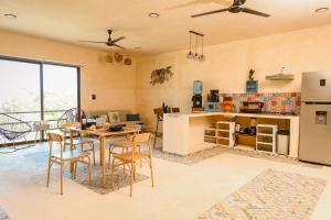 In Wotoch Chicxulub by Casago