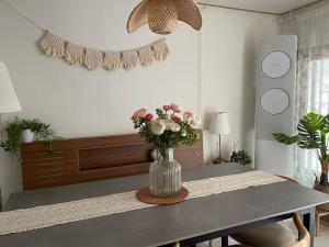 Gini Accommodation Sindorim Walking distance from Yeongdeungpo Station Up to 8 people 3 bedrooms Hongik University Station Incheon