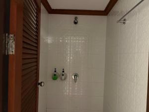 Basic Simple Family 3 Bedroom for 4 Person