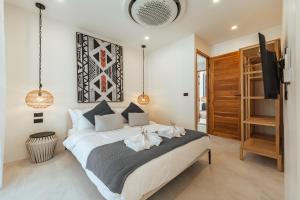 Staylar Sunrise Palms Villas