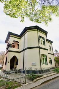 Unique Charm in the Heart of Copou