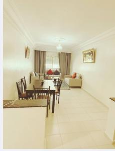 Charming 2-Bedroom Apartment in Hea rt of Casablanca
