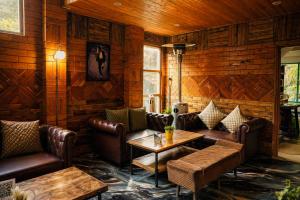 The Elevia Hotels,Jibhi