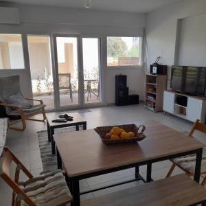 Marathon Beachside Homes Schinias