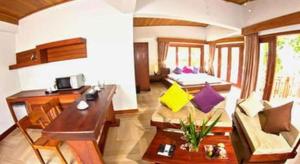Mayura Hill Resort