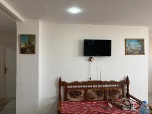 Comfortable family apartment just 2 step from the beach