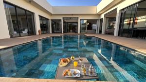 Villa B Marrakech Villa entière piscine privée zéro vis à vis