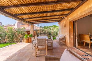 Villa Domo Mea - By Searly