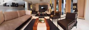 The Canal 304