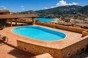 Baja Sardinia Casetta Belvedere 2 with Pool 100m from the Beach