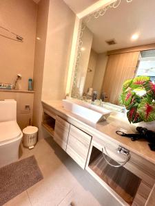 Riviera jomtien 2 bedroom sea view