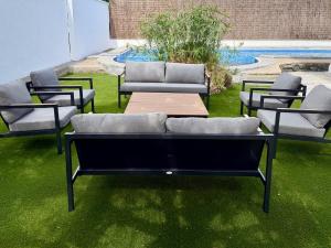 Villa Sol y Vino I Piscina Salada I Jacuzzi Spa I BBQ I PS5 I Aircon I Luxury & Privacy Jerez