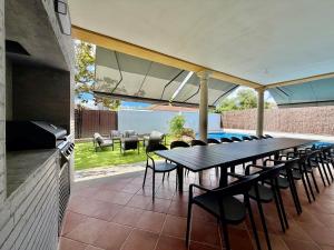 Villa Sol y Vino I Piscina Salada I Jacuzzi Spa I BBQ I PS5 I Aircon I Luxury & Privacy Jerez