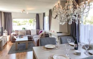 2 Bedroom Amazing Stacaravan In Westergeast