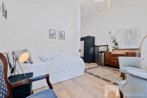 Collage Studio Jaracza 21 by LookAp