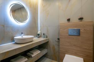 Sykia luxury KonMar lofts