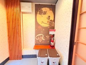 LEON RESORT HOTEL Max10people Nanba 4min Shinsaibashi 7min Umeda 14min Hanazonocho