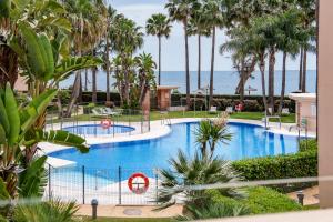 Sunny Sea Oasis - Estepona