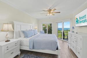 Lands End 8-303 Beach Front
