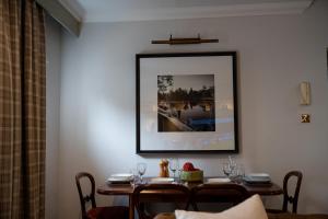 2 Bed Ground floor Apartment with parking
