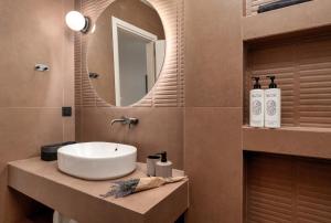 Palm View Suites